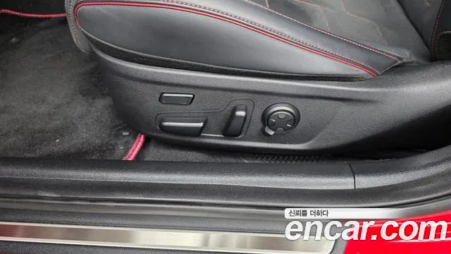Kia Stinger 2023 thumb 9