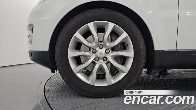Land Rover Range Rover Sport 2016 thumb 3
