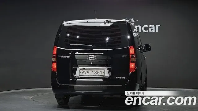 Hyundai Staria 2018 thumb 11