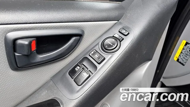 Hyundai Staria 2018 thumb 8