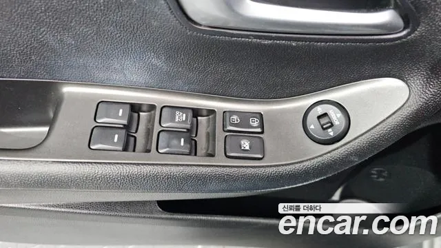 Kia Morning 2013 thumb 6