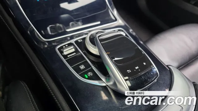 Mercedes-Benz GLC 2017 thumb 9