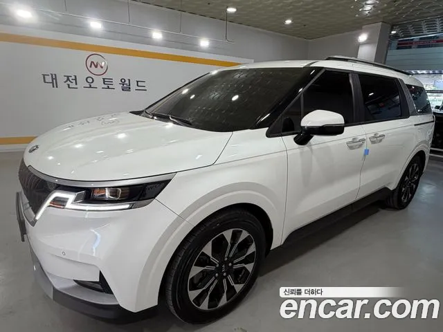 Kia Carnival 2021 thumb 12