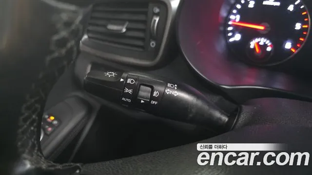 Kia Sorento 2016 thumb 11
