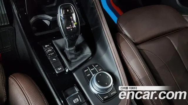 BMW X1 2022 thumb 2