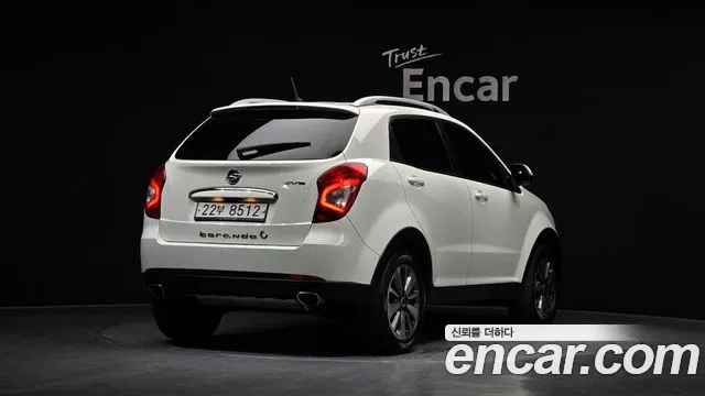 KGM Korando 2015 thumb 8
