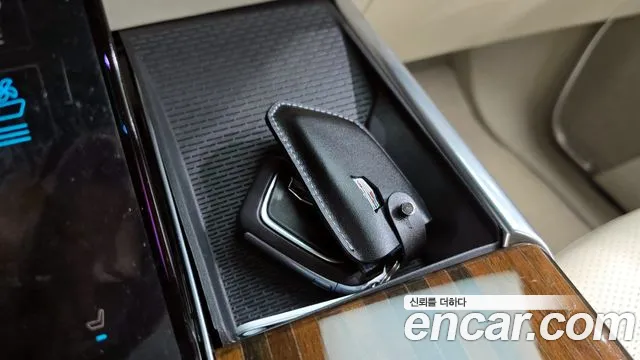 Cadillac Escalade 2025 thumb 5