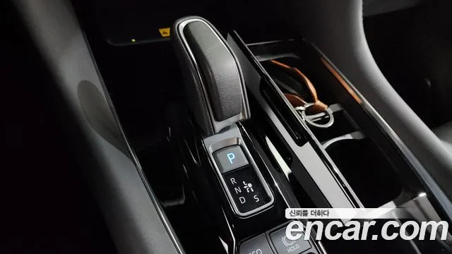 Toyota Alphard 2024 thumb 10