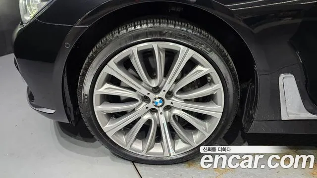 BMW 7 серии 2016 thumb 2