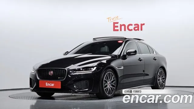 Jaguar XE 2020 thumb 5