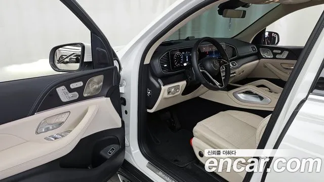 Mercedes-Benz E-Класс 2025 thumb 10