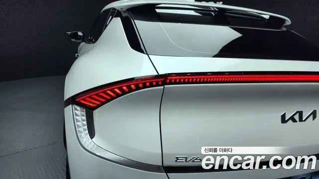Kia EV6 2023 thumb 10