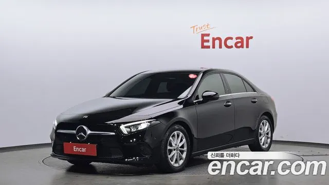 Mercedes-Benz A-Class 2020 thumb 4