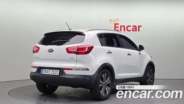 Kia Sportage 2012 thumb 10