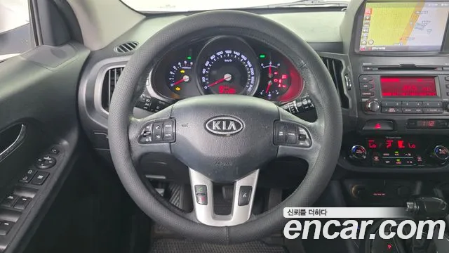 Kia Sportage 2012 thumb 12