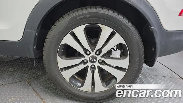 Kia Sportage 2012 thumb 9