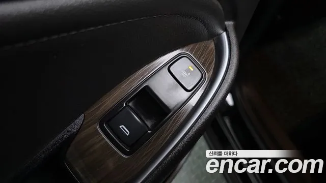 Chevrolet Malibu 2022 thumb 2