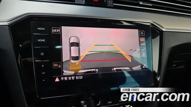 Volkswagen Passat GT 2022 thumb 2