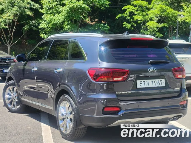 Kia Sorento 2018 thumb 3