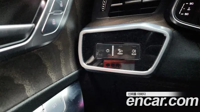 Audi A6 2022 thumb 11