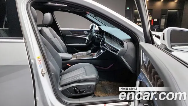 Audi A6 2022 thumb 6