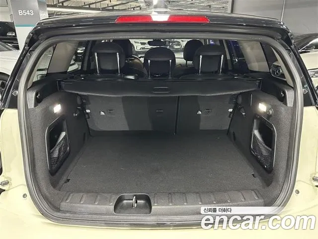 Mini Cooper Clubman 2021 thumb 7