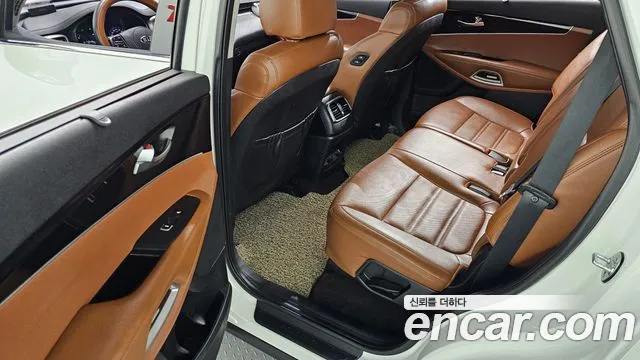Kia Sorento 2017 thumb 12