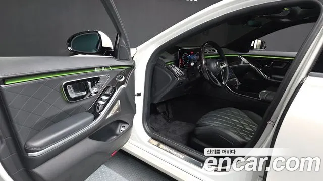 Mercedes-Benz S-Class 2022 thumb 8