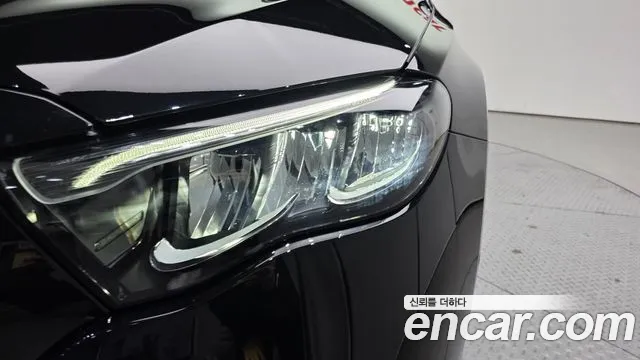 Mercedes-Benz E-Class 2025 thumb 11