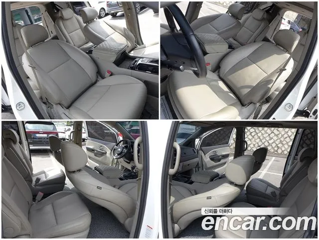 Kia Carnival 2016 thumb 12