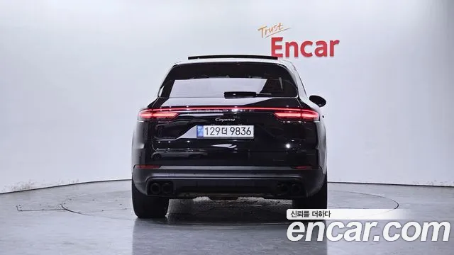 Porsche Cayenne 2020 thumb 8