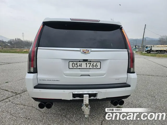 Cadillac Escalade 2018 thumb 6