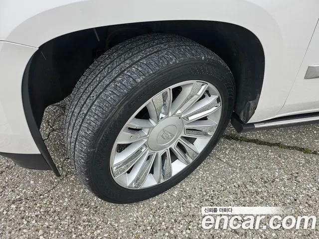 Cadillac Escalade 2018 thumb 11