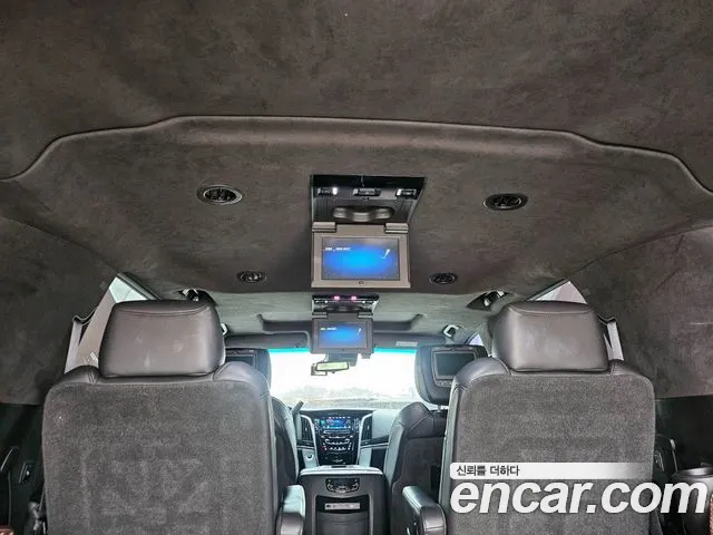 Cadillac Escalade 2018 thumb 12