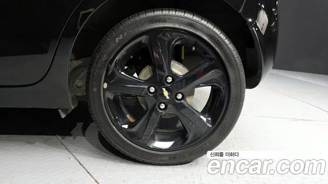 Chevrolet Spark 2019 thumb 3