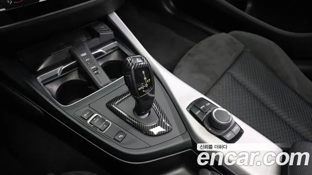 BMW 1 серии 2018 thumb 2
