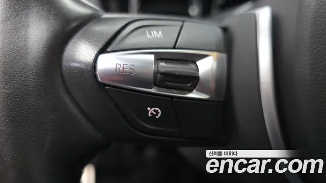 BMW 1 серии 2018 thumb 8