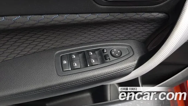 BMW 1 серии 2018 thumb 9