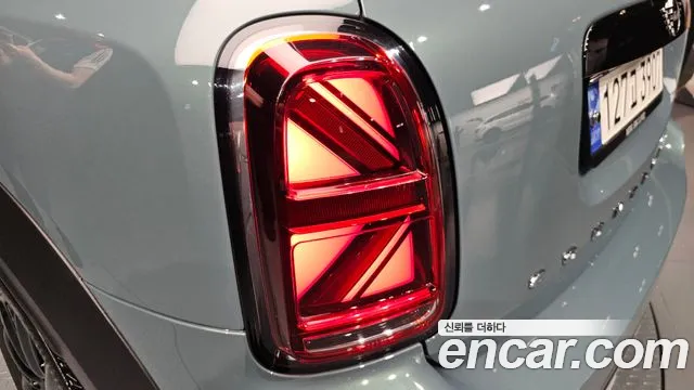 Mini Cooper Countryman 2024 thumb 2