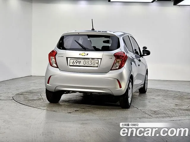 Chevrolet Spark 2016 thumb 8