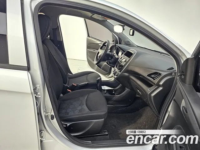 Chevrolet Spark 2016 thumb 10