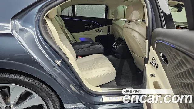 Bentley Flying Spur 2022 thumb 12