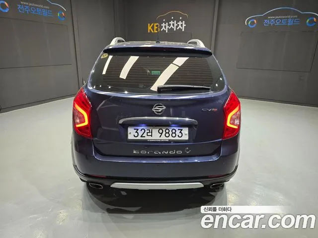 KGM Korando 2013 thumb 6