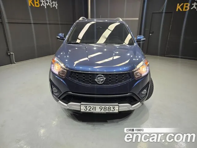 KGM Korando 2013 thumb 5