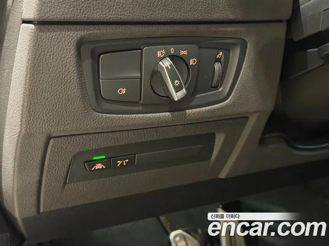 BMW M2 2019 thumb 2