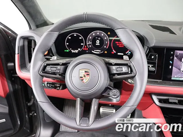 Porsche Cayenne 2025 thumb 11