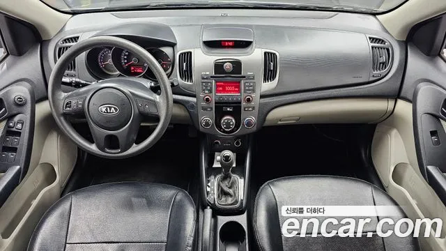 Kia Forte 2011 thumb 12