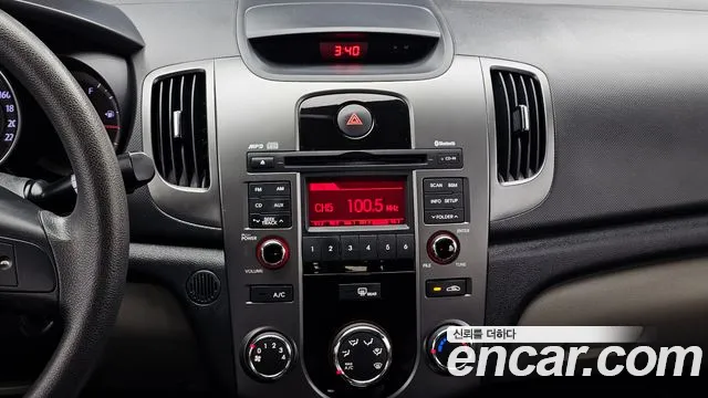 Kia Forte 2011 thumb 5