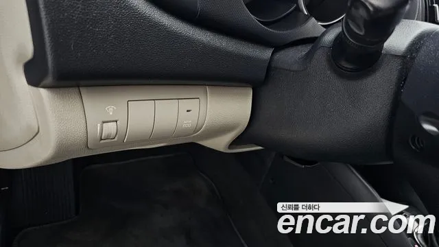 Kia Forte 2011 thumb 3