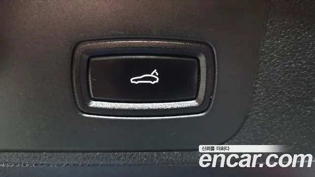 Porsche Panamera 2018 thumb 11